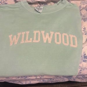 Mint/Green Wildwood size medium crewneck